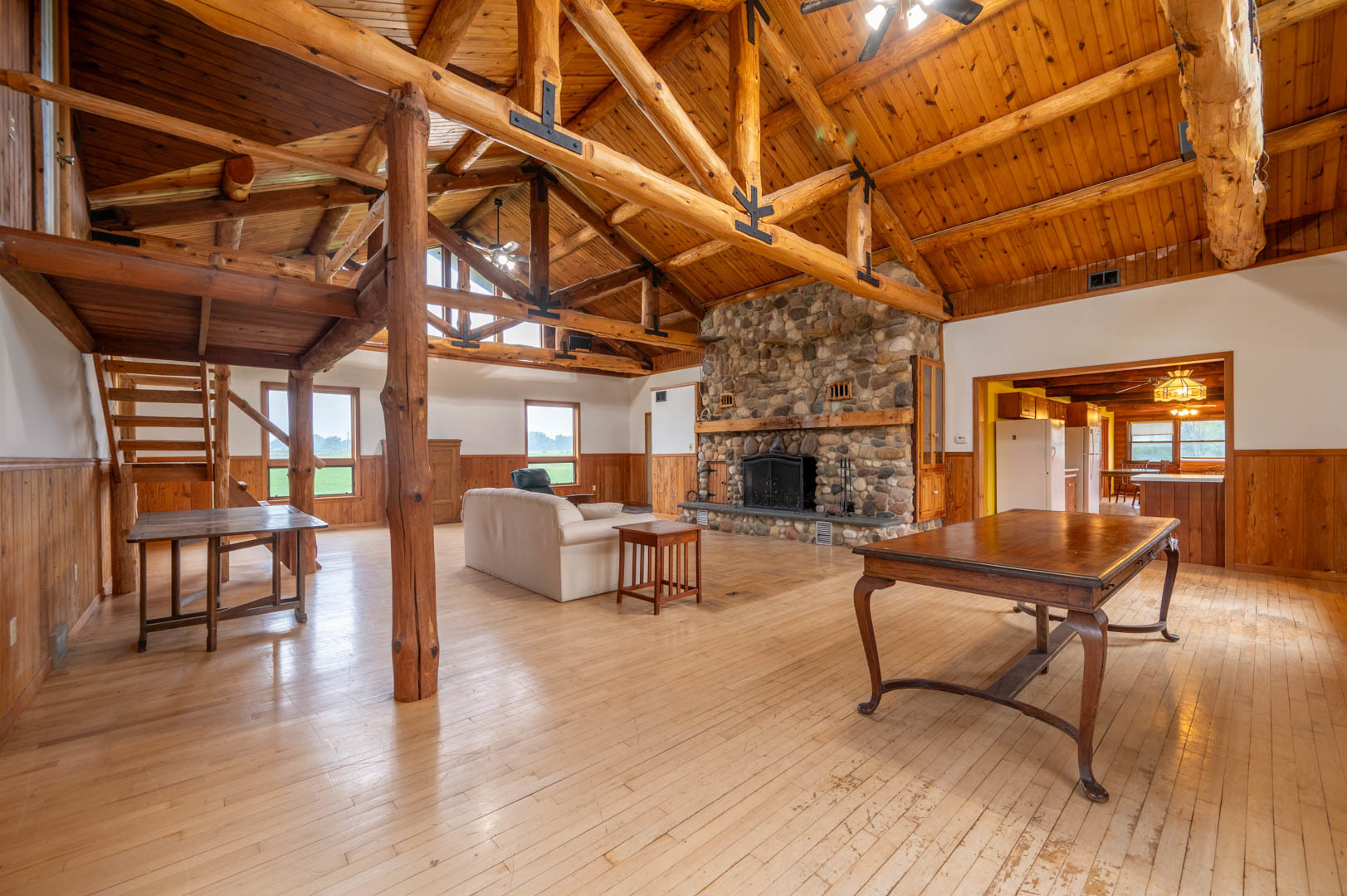 3237 W Wilderness Road Property Photo 6
