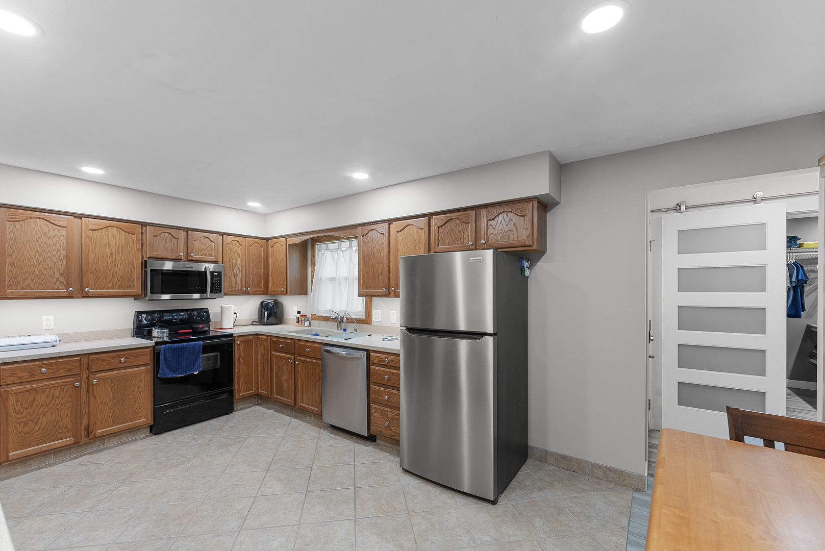 58 Douglas Drive Property Photo 15