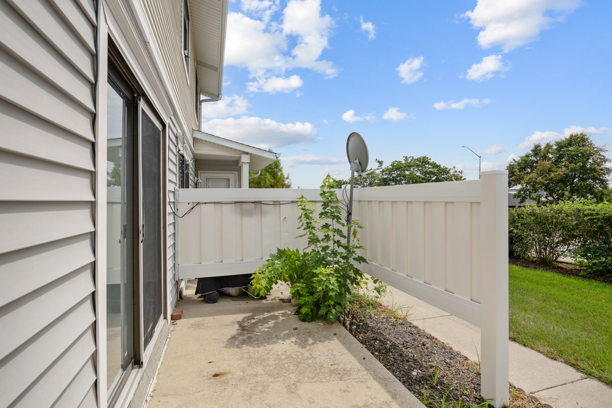 40 N Waterford Drive Property Photo 5