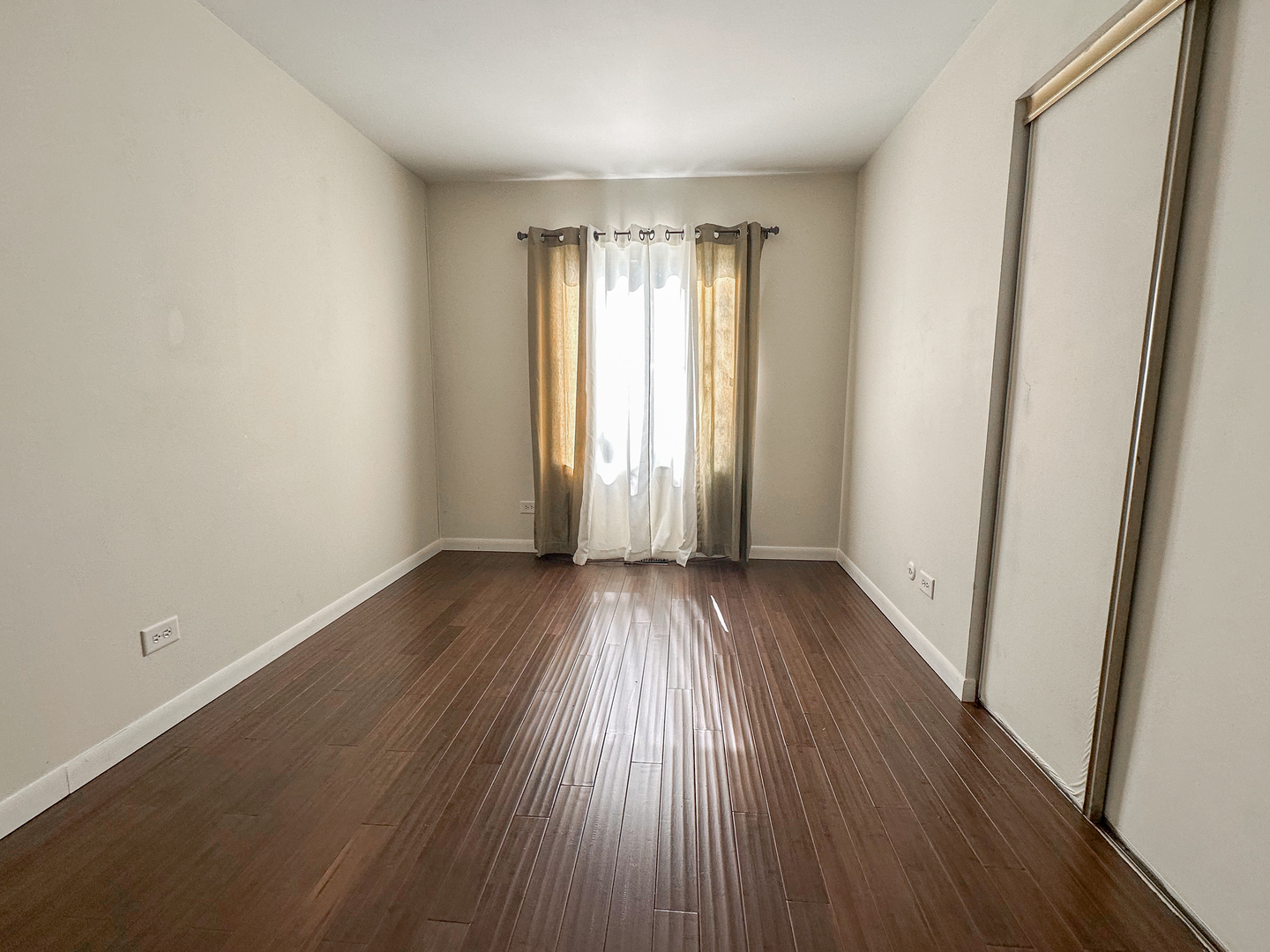 18002 Chantilly Lane Property Photo 3