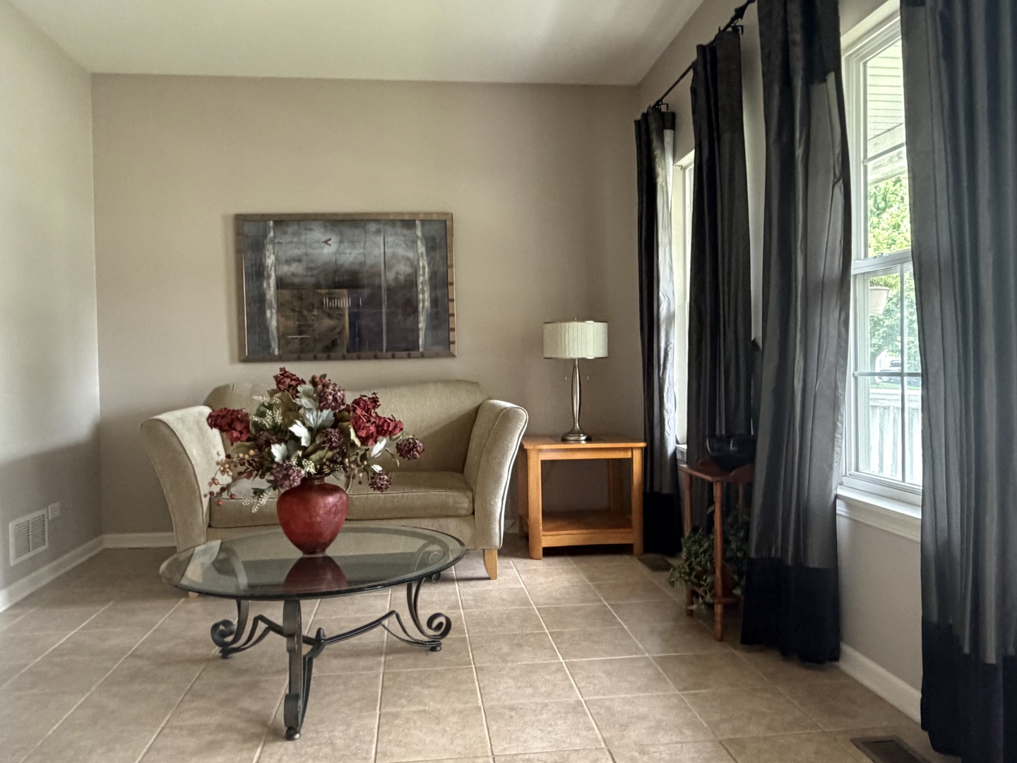 1802 Thornapple Way Property Photo 3