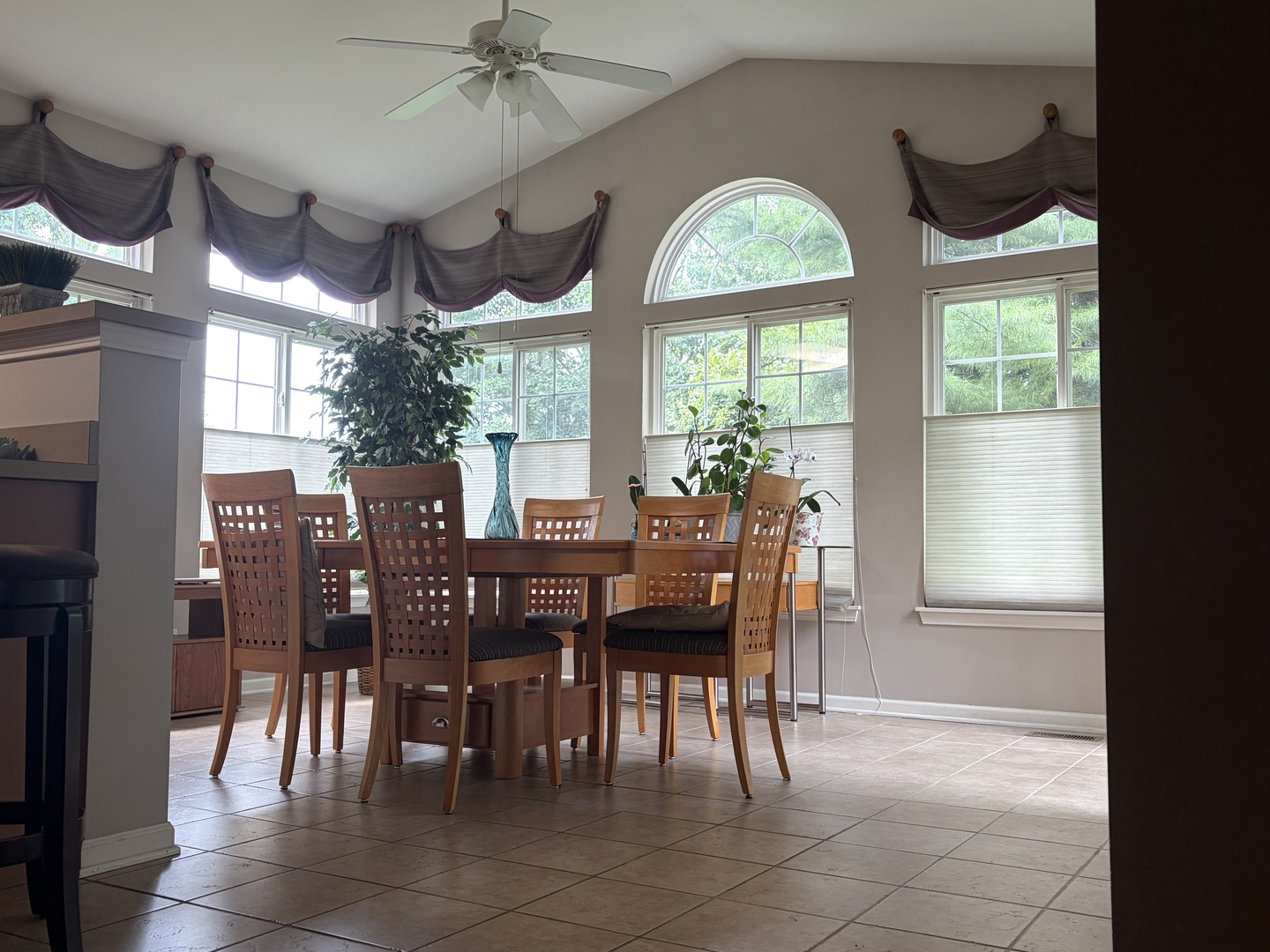 1802 Thornapple Way Property Photo 8