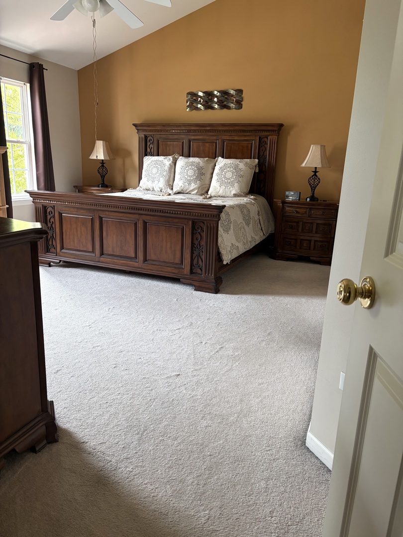 1802 Thornapple Way Property Photo 12