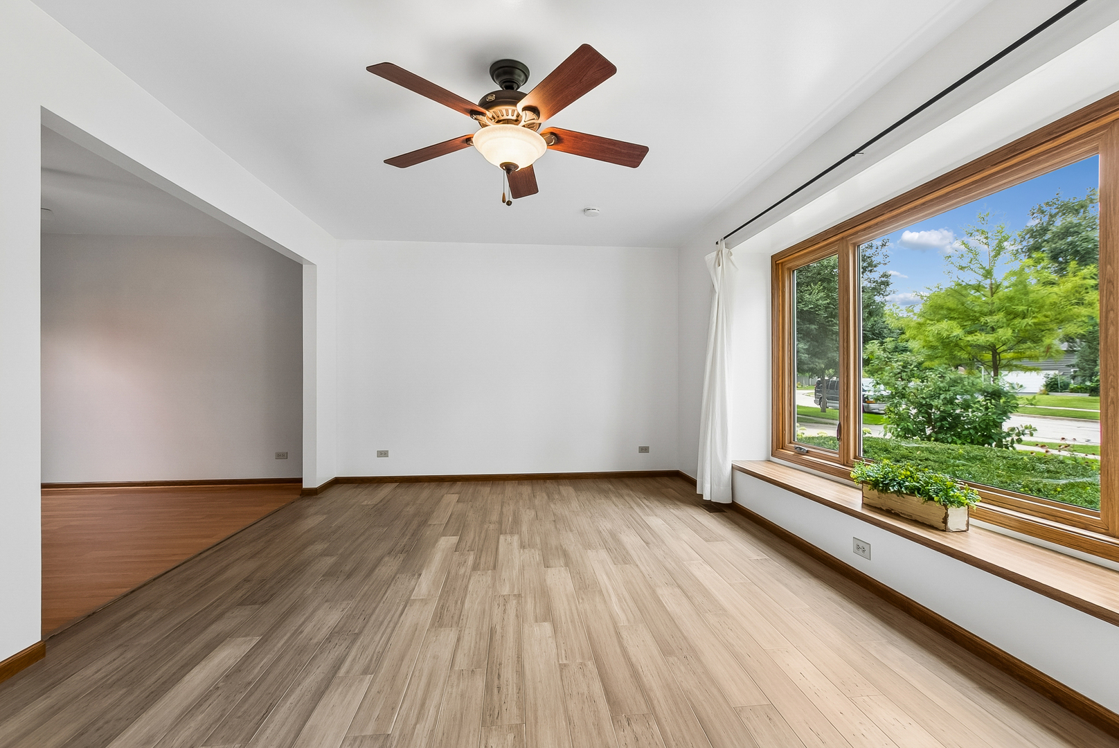 7217 Lyman Avenue Property Photo 3