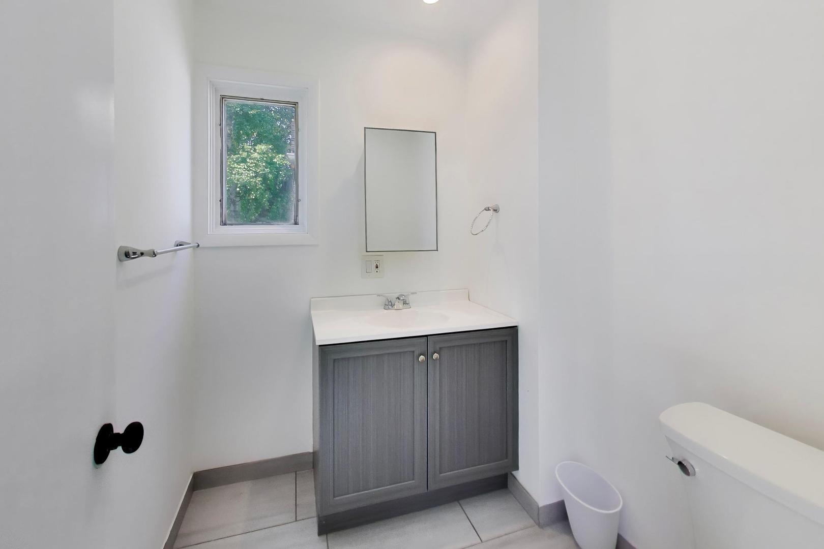 12708665 Property Photo 17