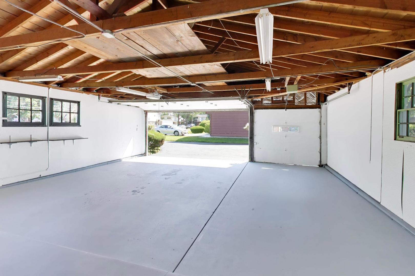 12708665 Property Photo 27