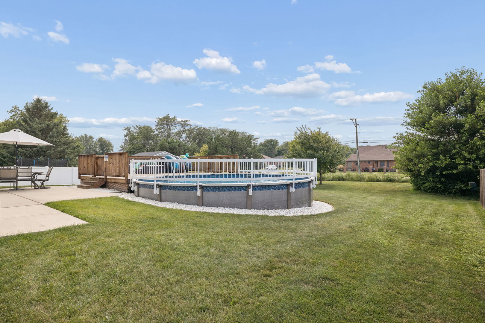 307 Derby Court Property Photo 25