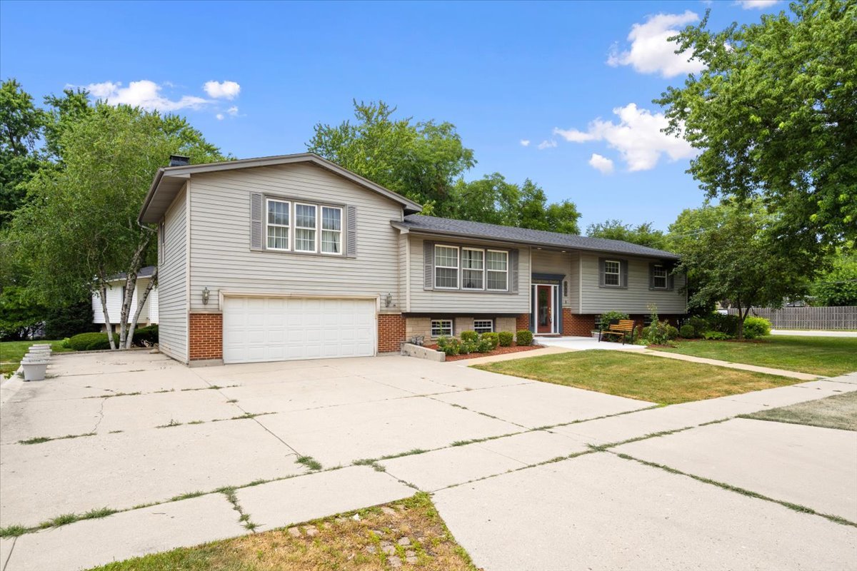 12708691 Property Photo 3