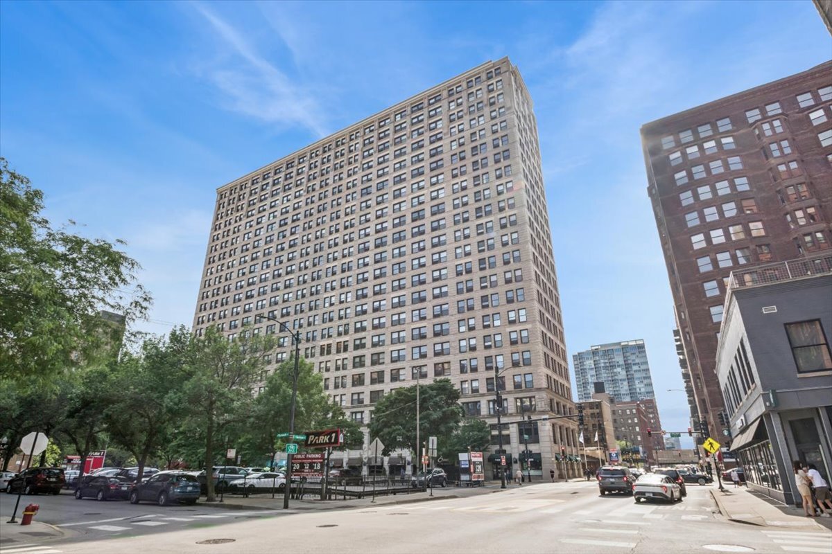 600 S Dearborn Street 803 Property Photo 18