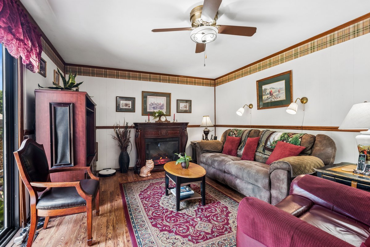 5306 W Winding Creek Drive Property Photo 10