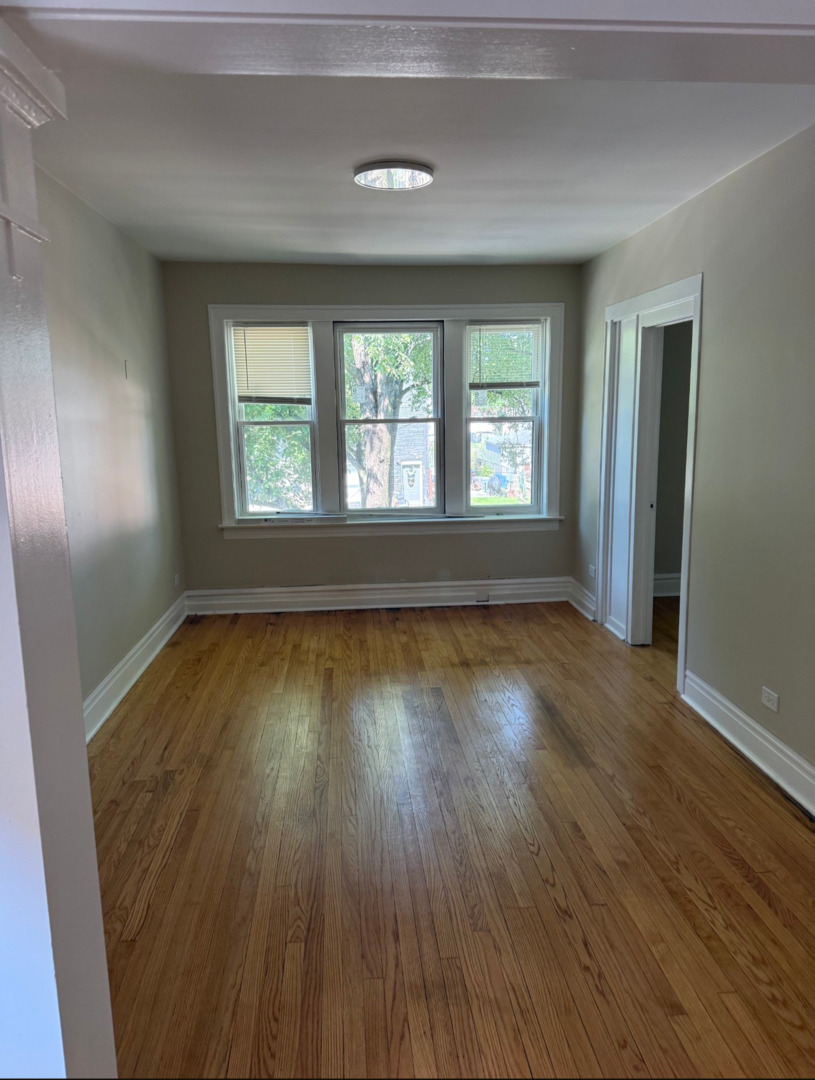 2159 S Millard Avenue 2f Property Photo 5