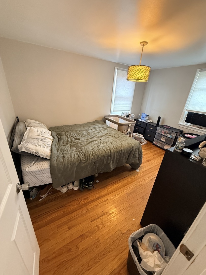 8129 S Winchester Avenue Property Photo 20