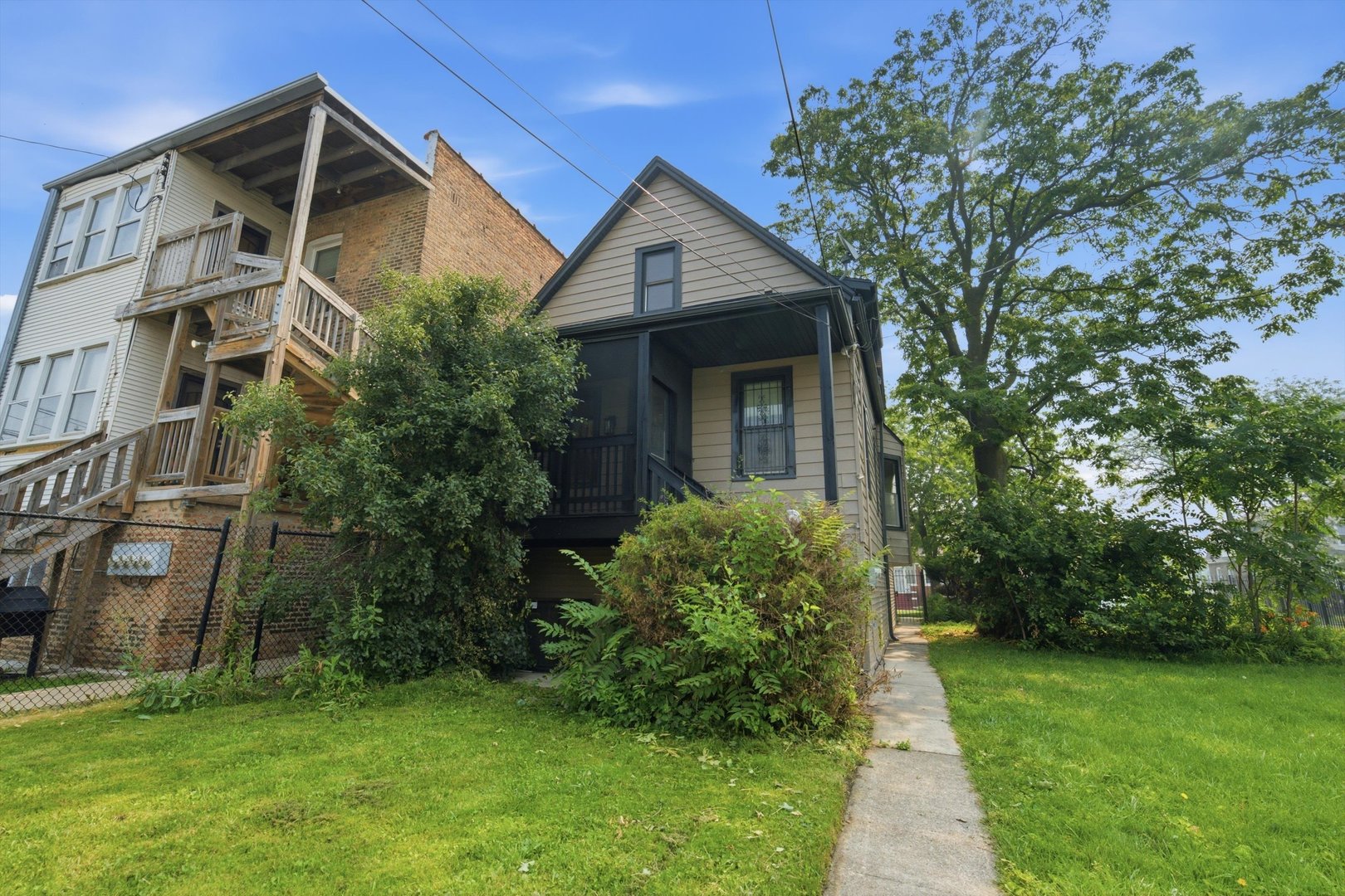 9232 S Essex Avenue Property Photo 40