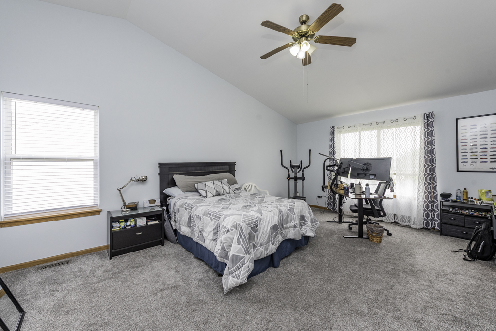 39689 Lynsee Court Property Photo 25