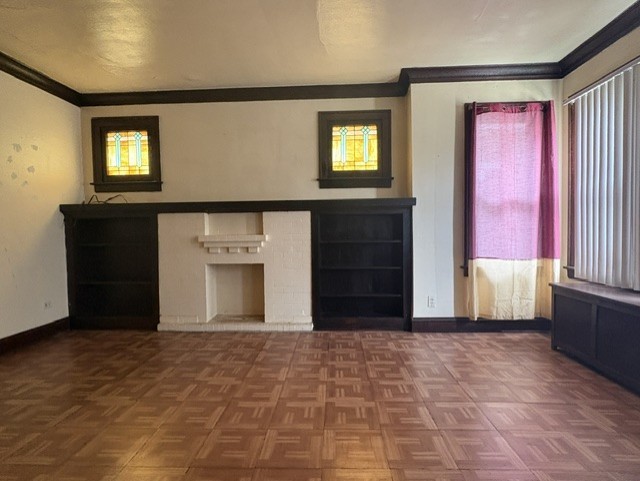 6537 S Francisco Avenue Property Photo 3