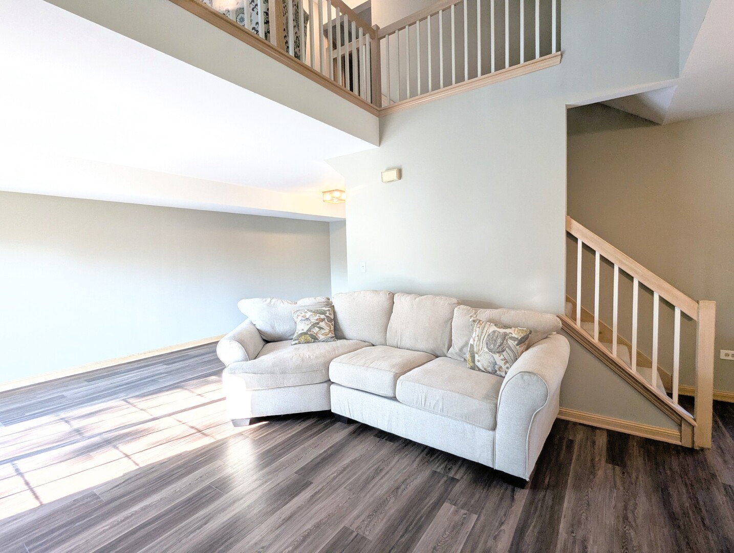 9841 Cambridge Drive Property Photo 9