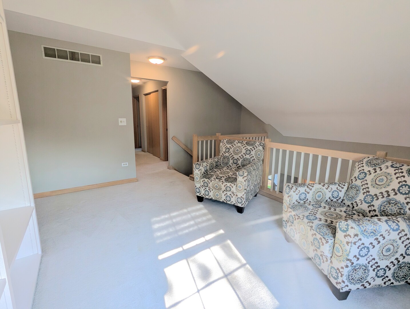 9841 Cambridge Drive Property Photo 12