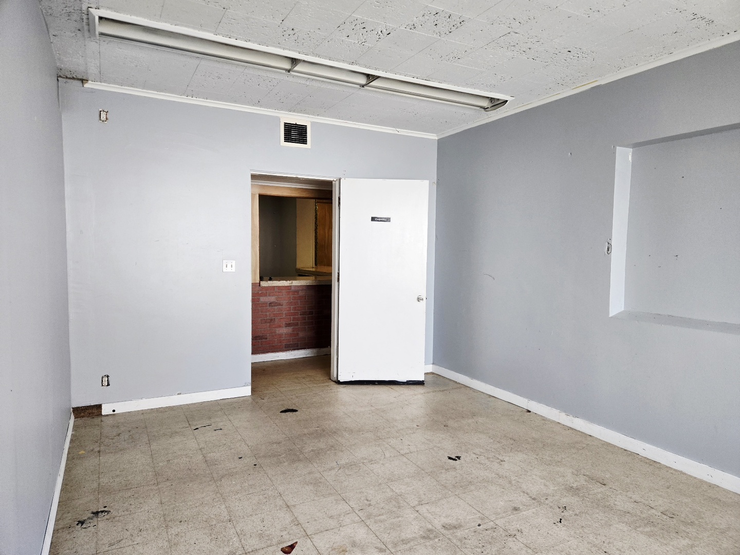 220 E Galena Boulevard Property Photo 17