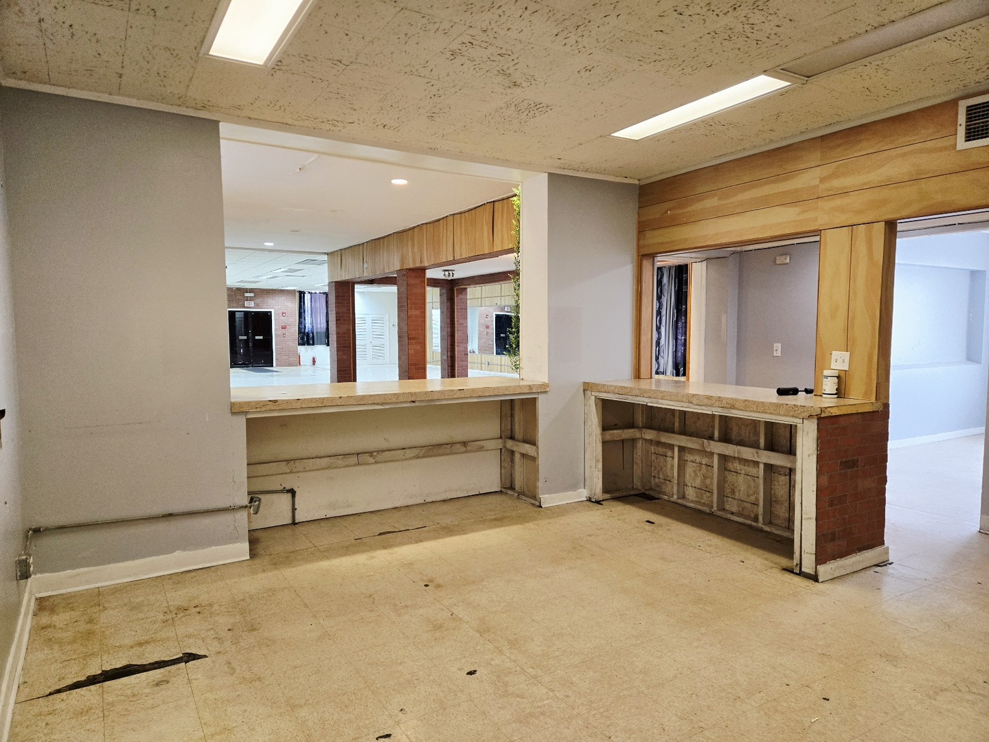 220 E Galena Boulevard Property Photo 19