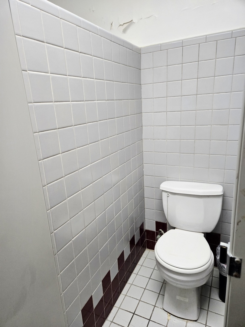 220 E Galena Boulevard Property Photo 24