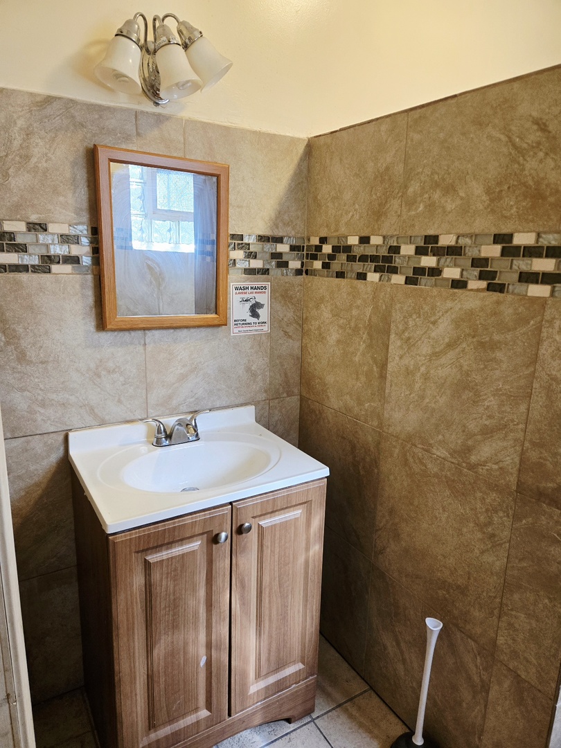220 E Galena Boulevard Property Photo 27