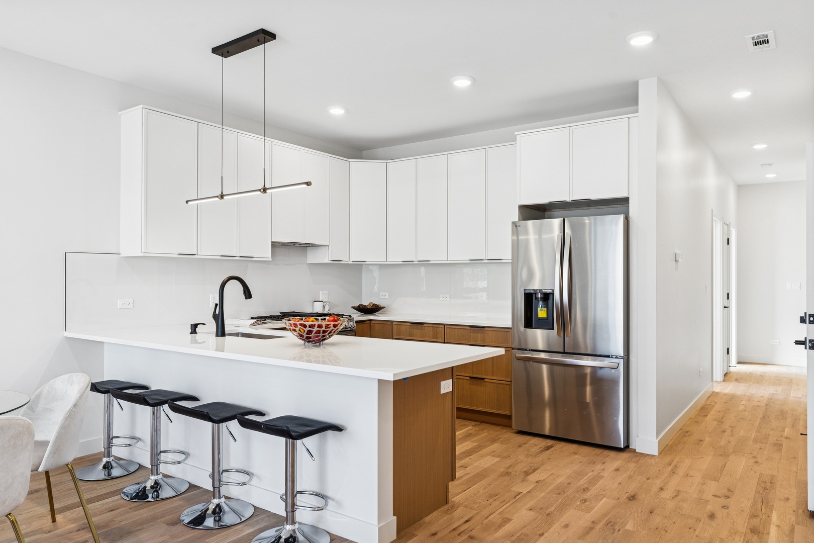 4206 S Calumet Avenue 101 Property Photo 7