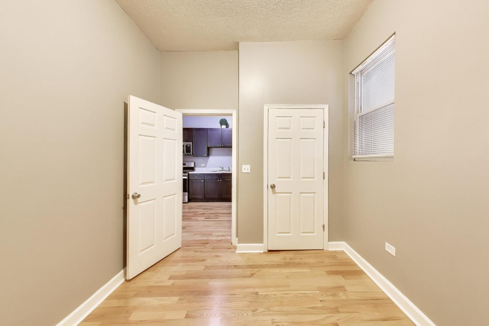 6524 S Eberhart Avenue Property Photo 14