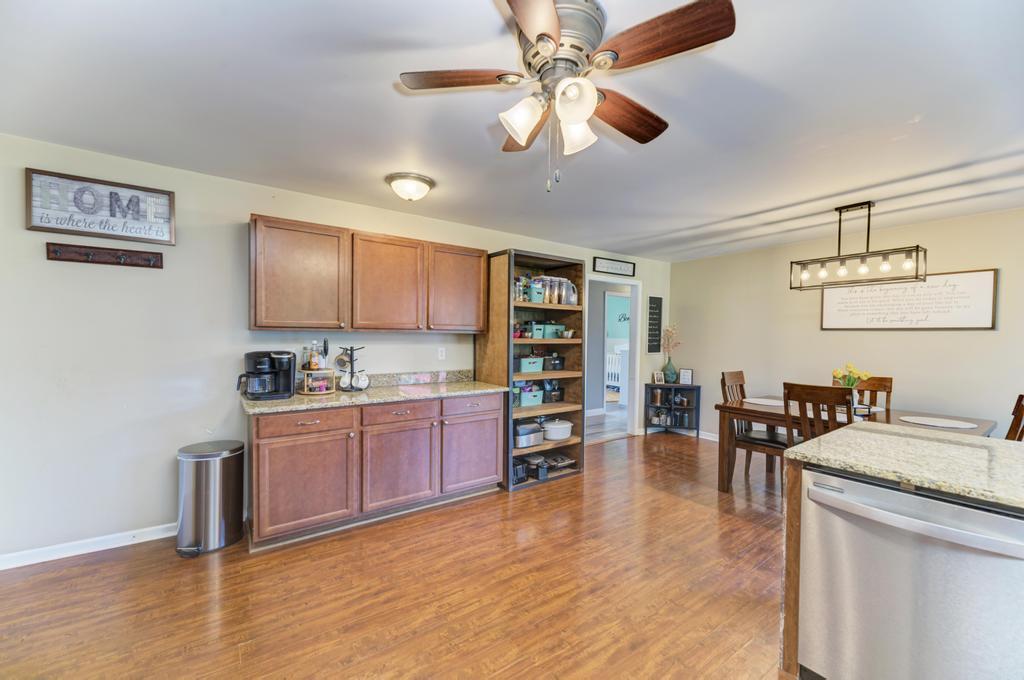 250 Kern Street Property Photo 10