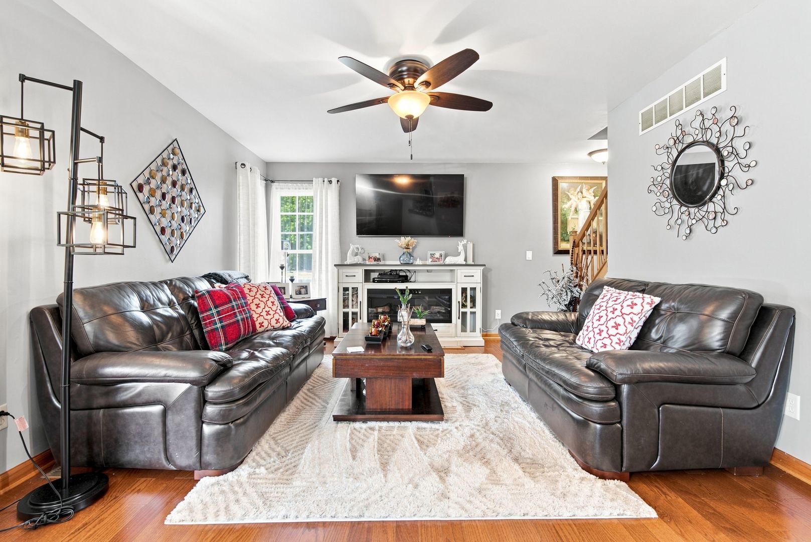 1209 Scott Court Property Photo 8