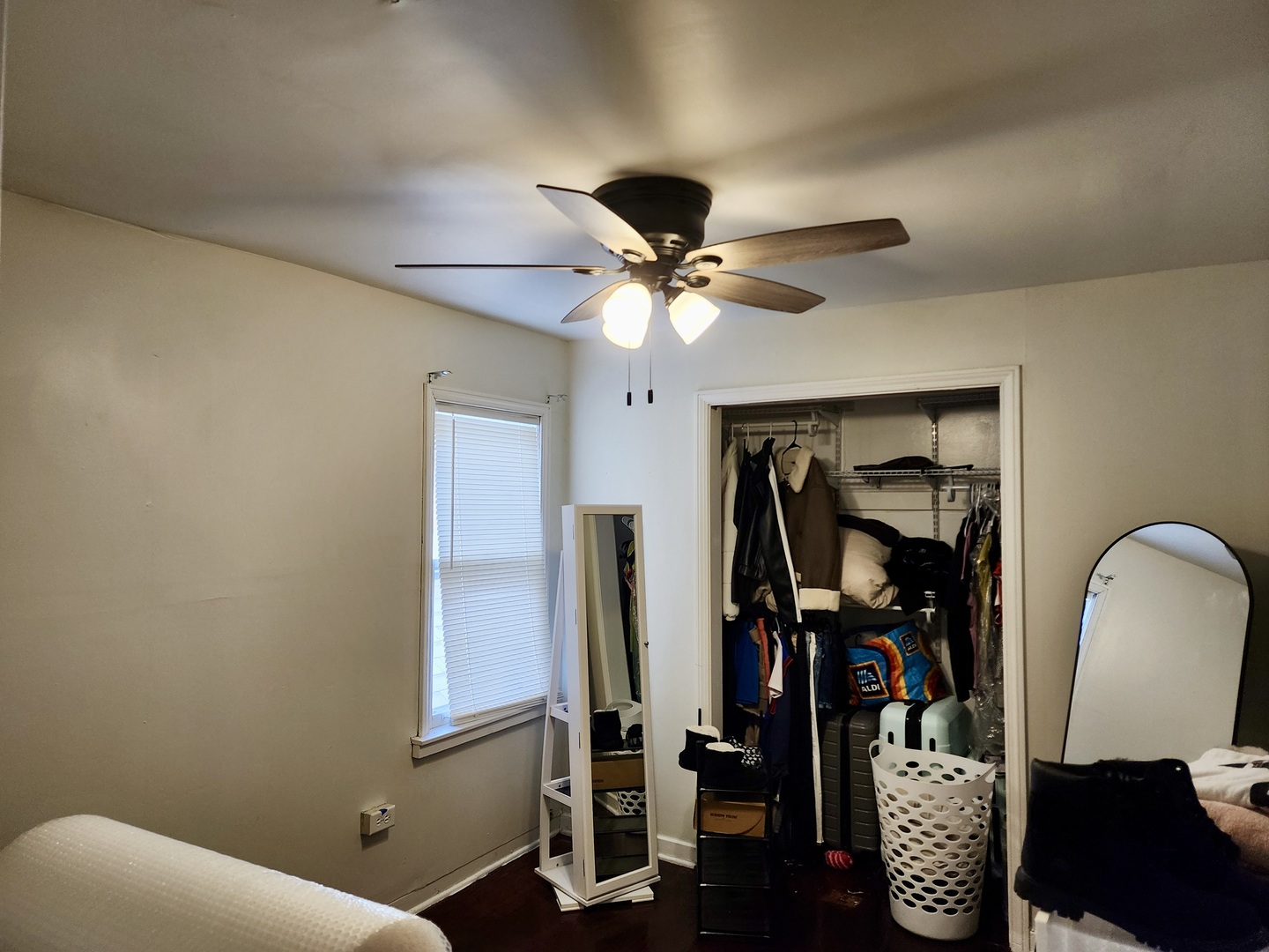 8438 S Morgan Street Property Photo 10