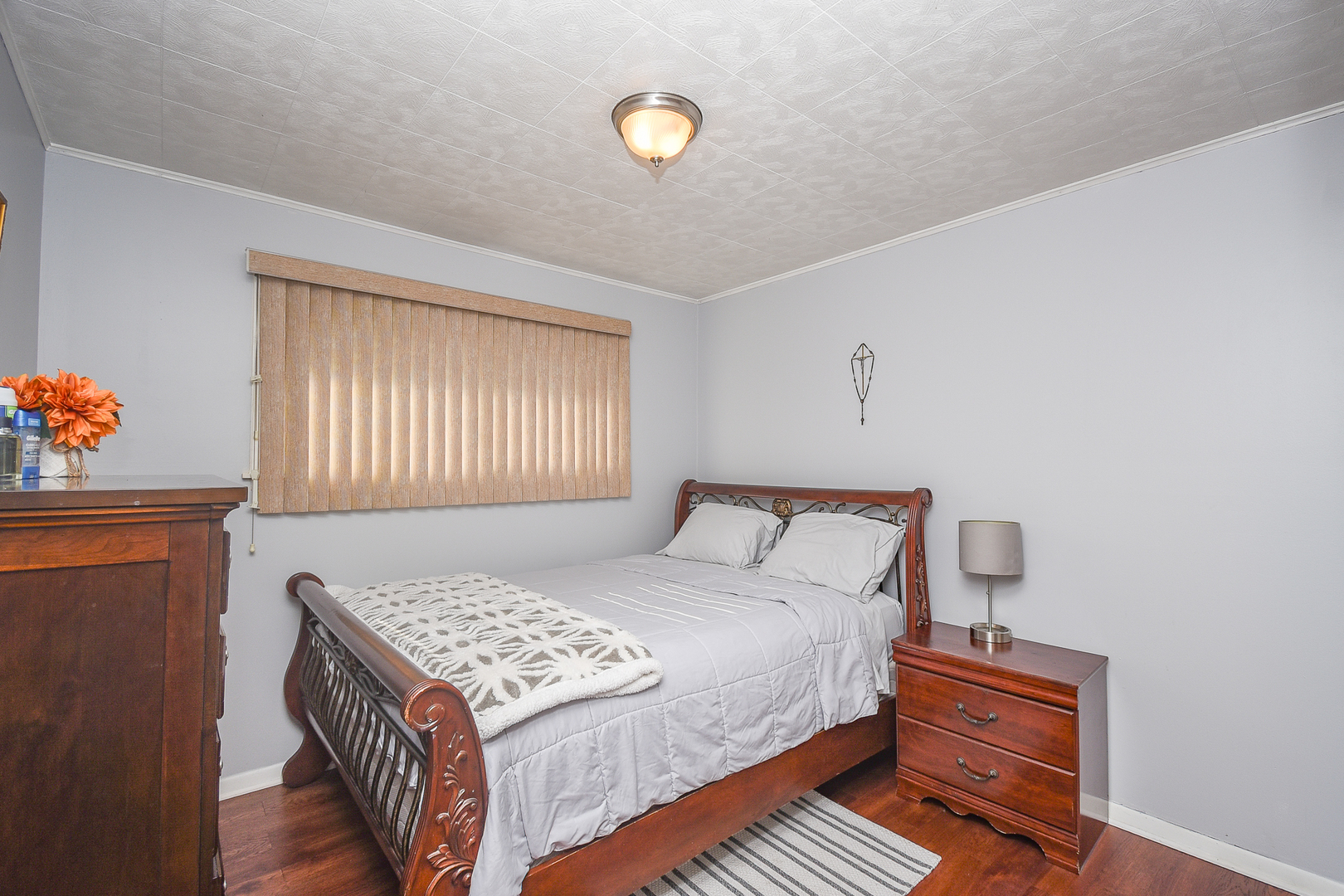 2605 W Vermont Avenue Property Photo 17