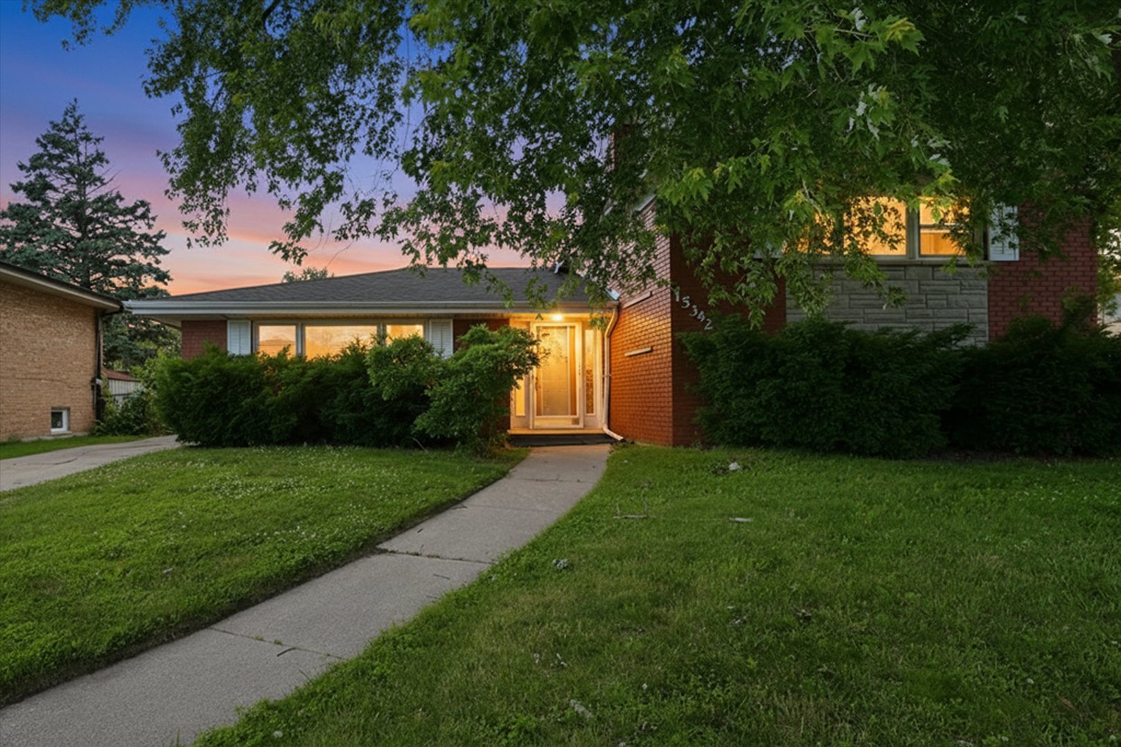 15342 Dobson Avenue Property Photo 1
