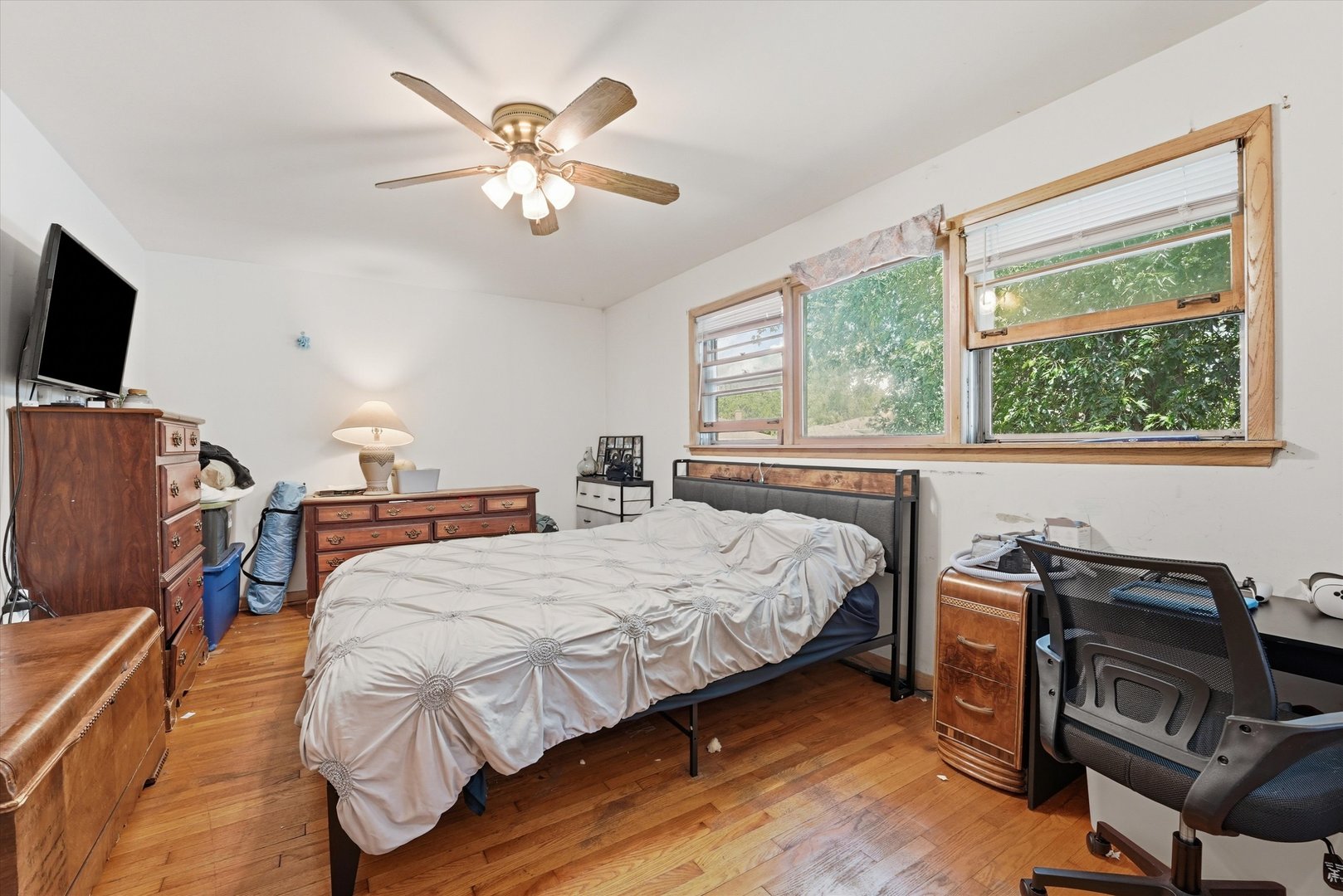 15342 Dobson Avenue Property Photo 16