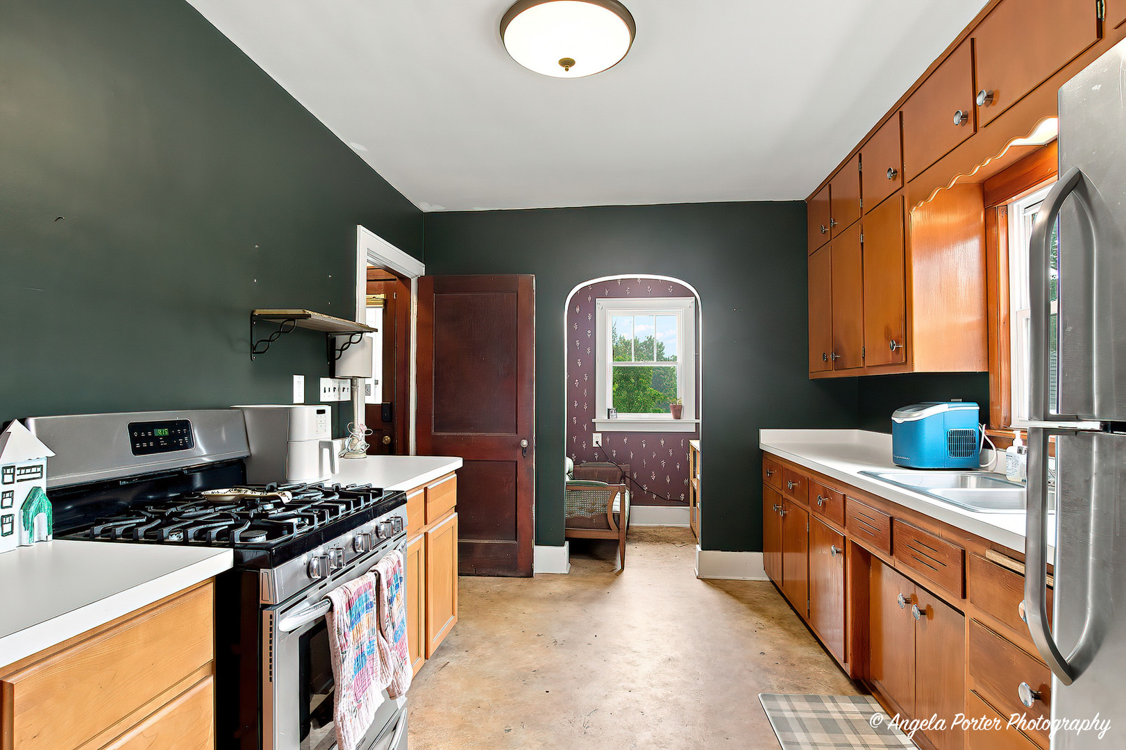 824 Washington Street Property Photo 10