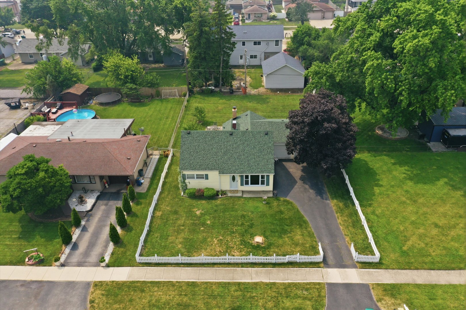 4847 W 84th Place Property Photo 17