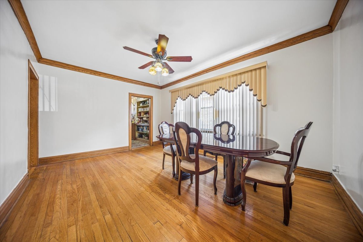 1637 S 10th Avenue Property Photo 8