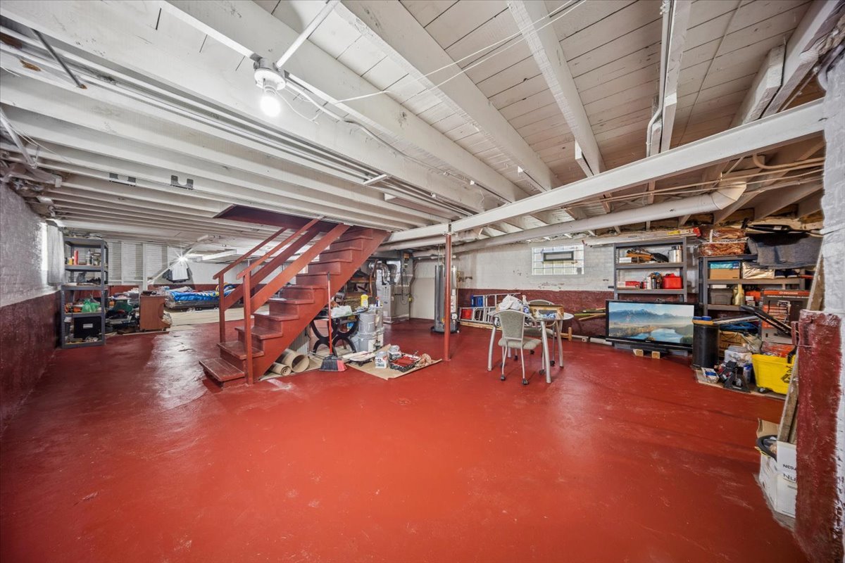 1637 S 10th Avenue Property Photo 17