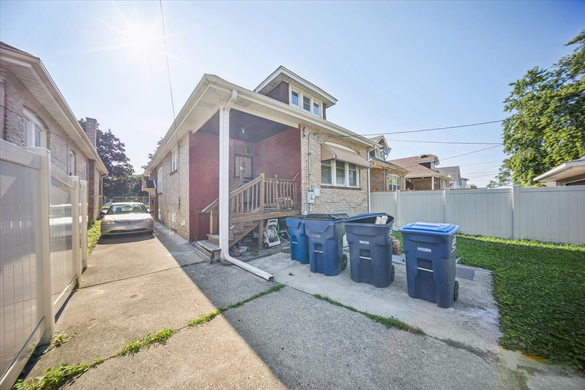 1637 S 10th Avenue Property Photo 24