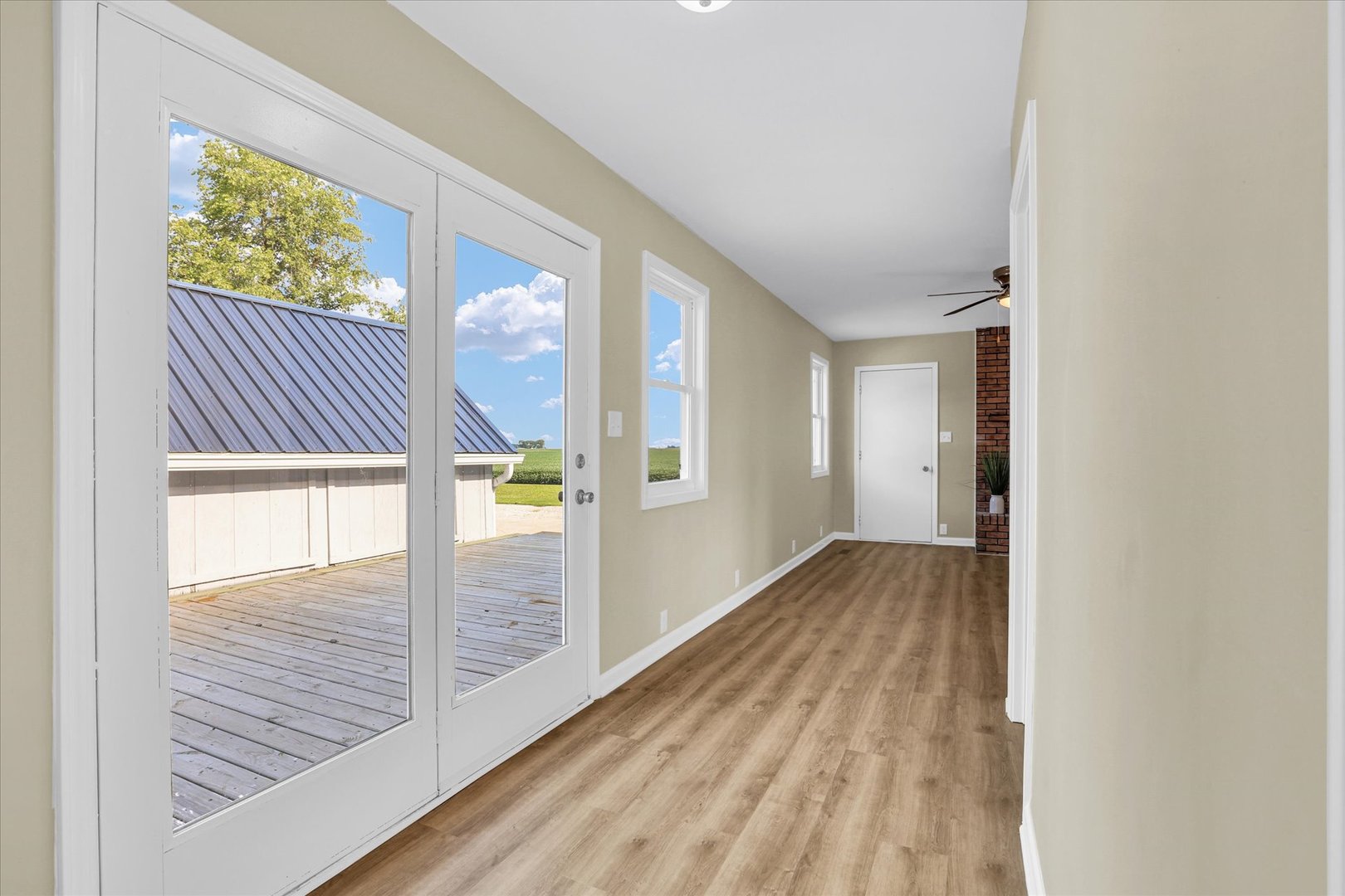 2055 County Road 2500 Road Property Photo 15