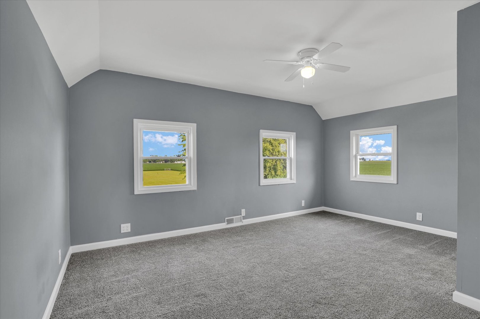 2055 County Road 2500 Road Property Photo 26