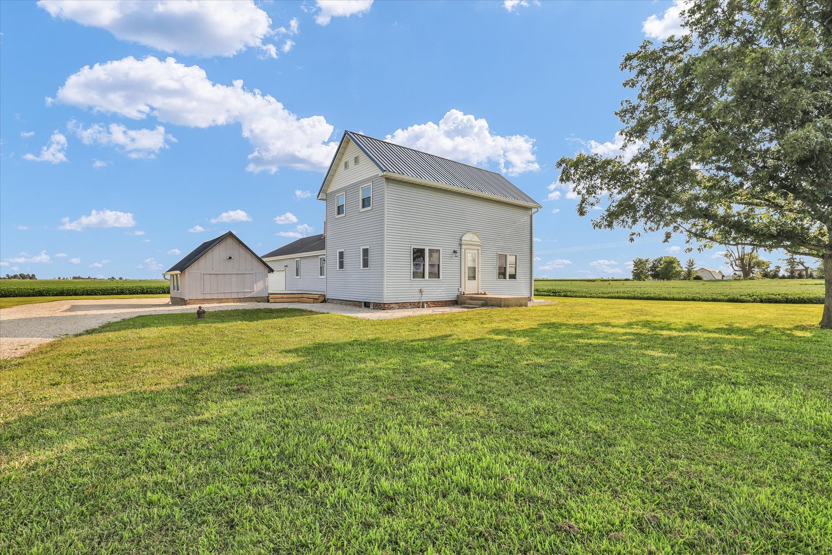 2055 County Road 2500 Road Property Photo 33