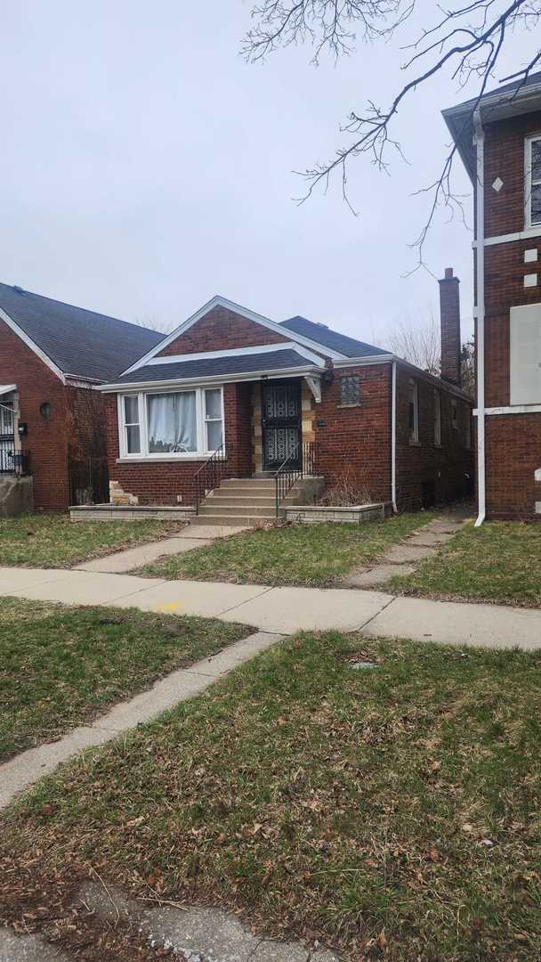8128 S Coles Avenue Property Photo 2