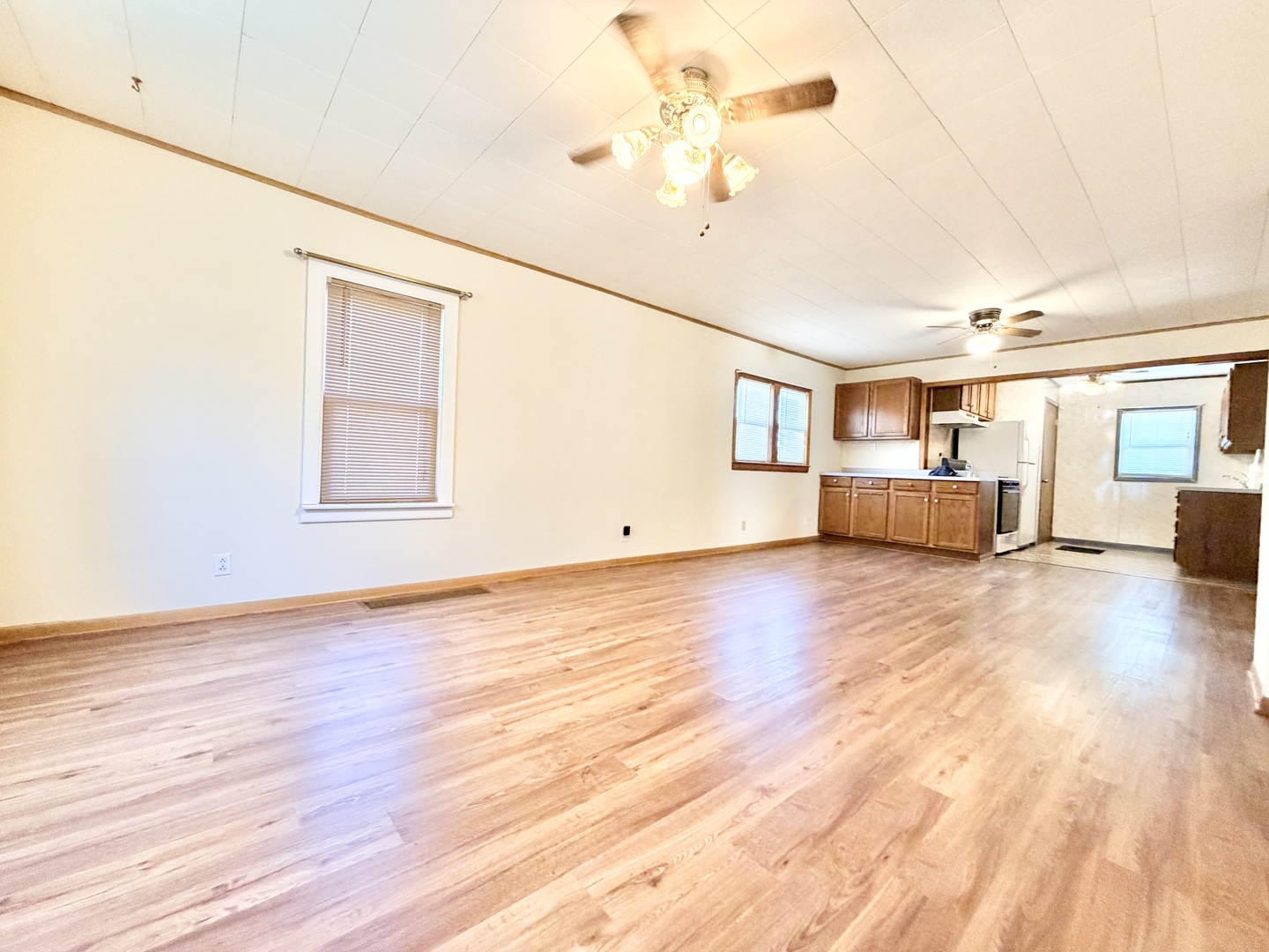 415 E 12th Street Property Photo 2