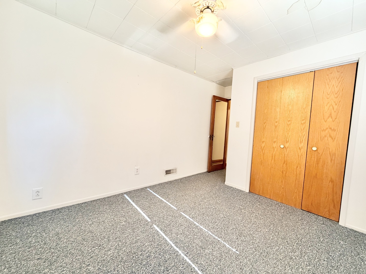 415 E 12th Street Property Photo 9