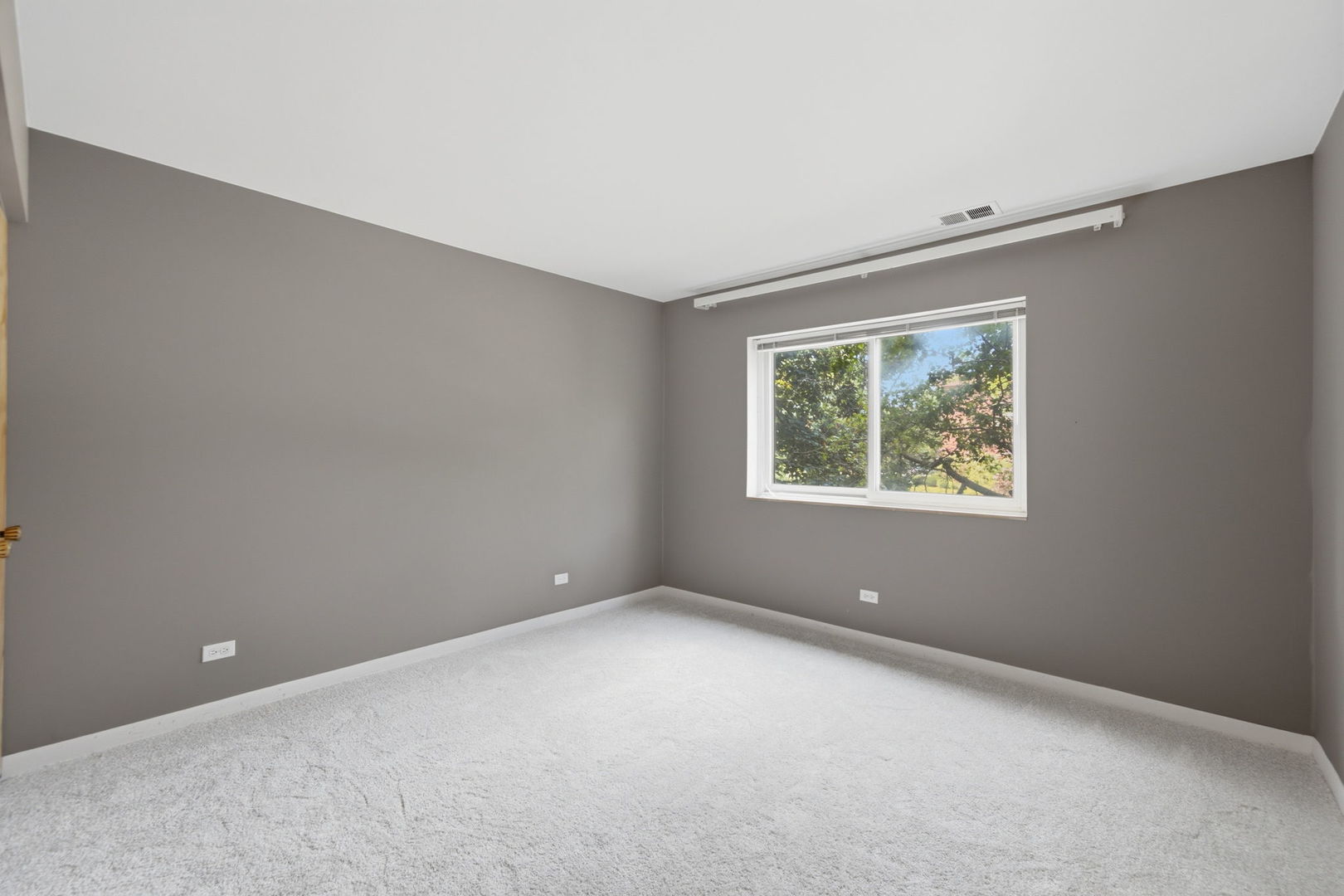 1025 S Fernandez Avenue 2b Property Photo 10
