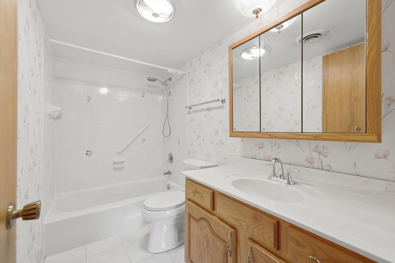 1025 S Fernandez Avenue 2b Property Photo 12