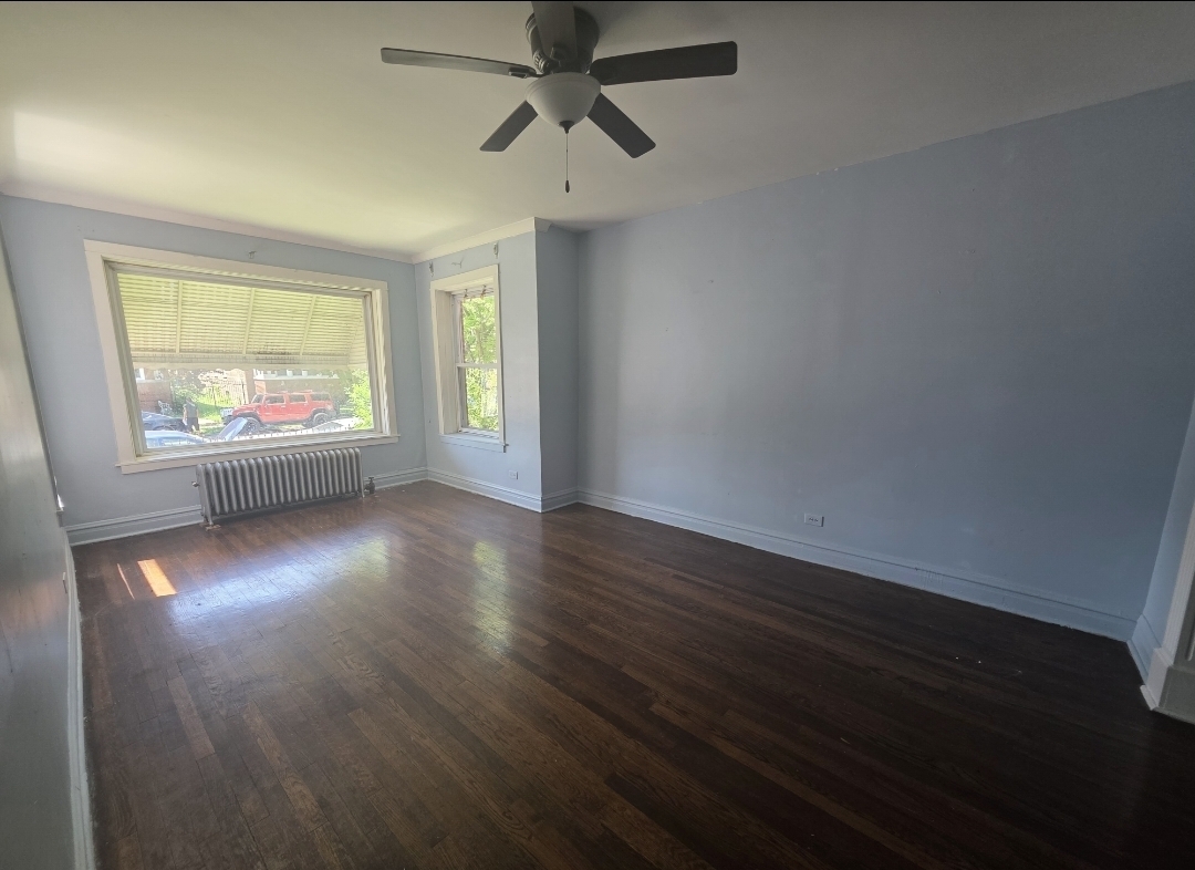 7841 S Loomis Boulevard Property Photo 13