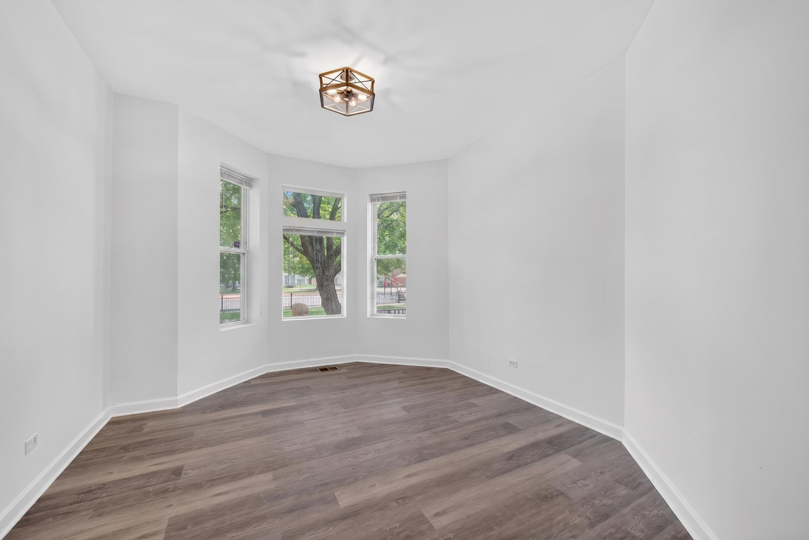 6018 S Sangamon Street Property Photo 2