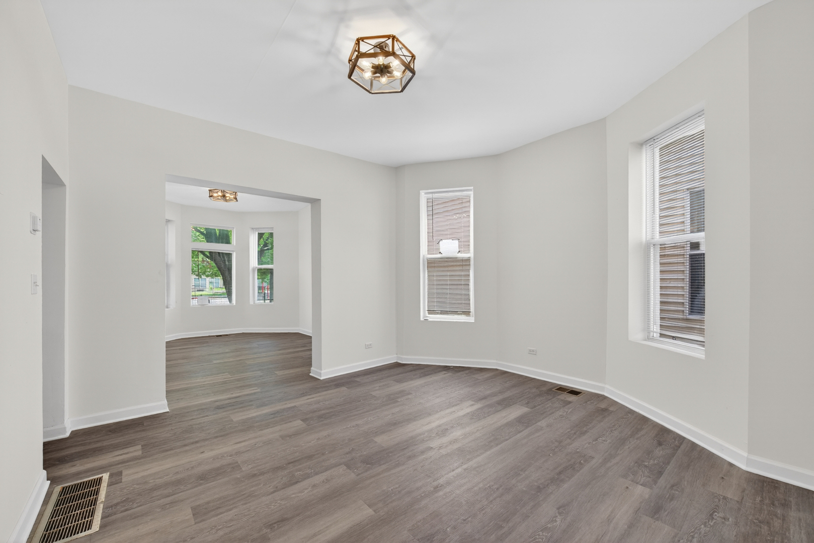 6018 S Sangamon Street Property Photo 5