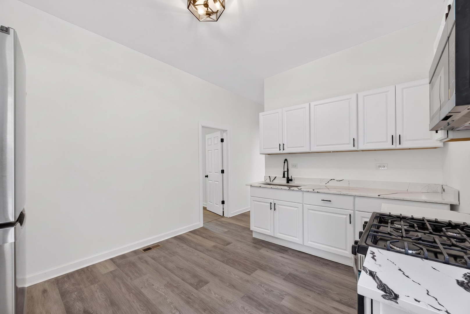 6018 S Sangamon Street Property Photo 15
